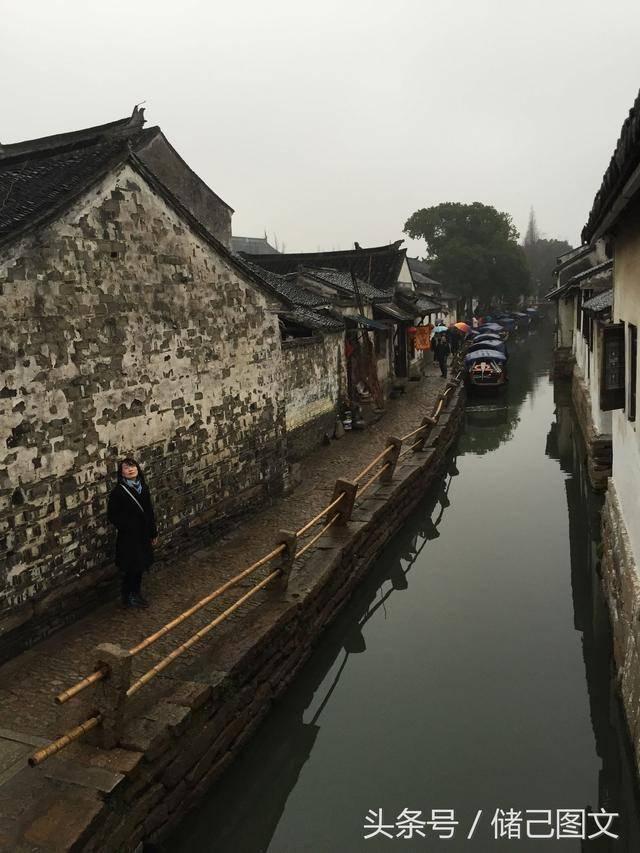 小艾比摄影家